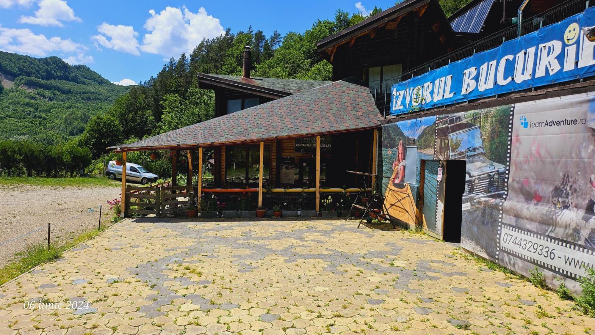 Pensiunea Izvorul Bucuriei Siriu Exteriér fotografie